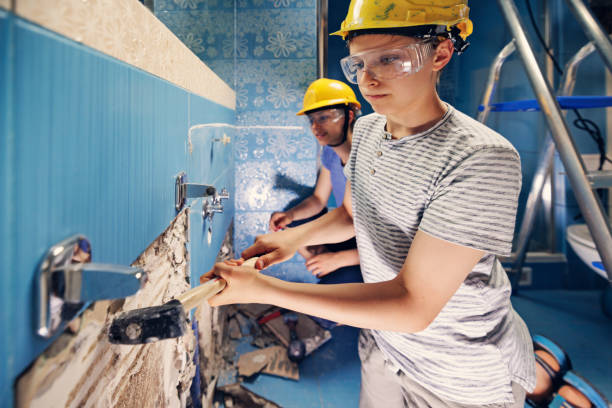 Asbestos and Lead Testing During Mold Inspection in Roseville, OH